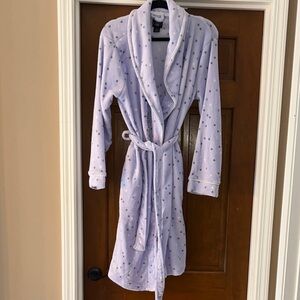 NWT Laura Ashley Lavender, Gray & White Polka Dot Print Robe - Size L